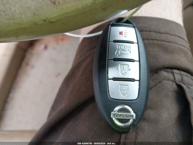 5N1AT2MV1FC862806 Nissan 2015