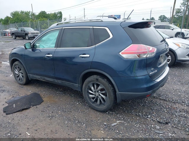 5N1AT2MV1FC862806 Nissan 2015