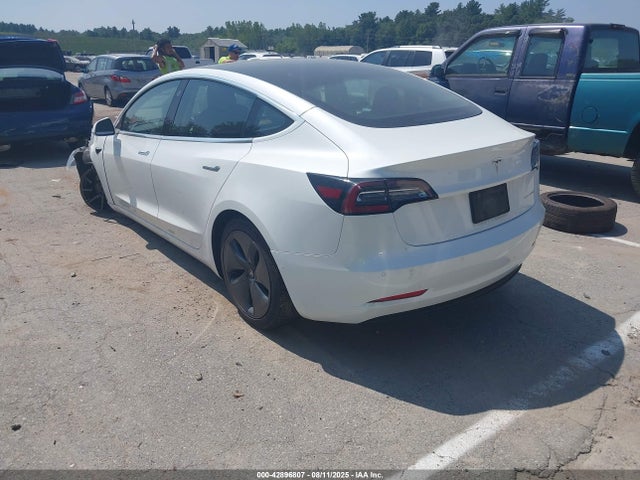 2020 TESLA MODEL 3 5YJ3E1EB5LF795129 Photo 2