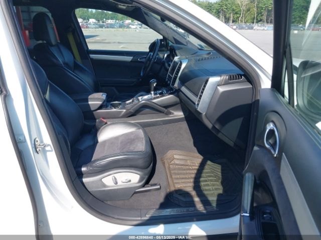 2013 PORSCHE CAYENNE WP1AD2A21DLA78388 Photo 4
