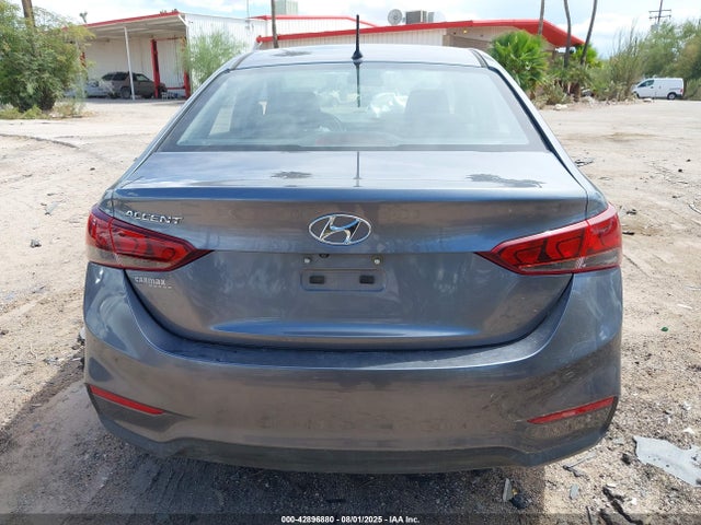Hyundai 2018 2018 3KPC24A31JE014442 Image 16