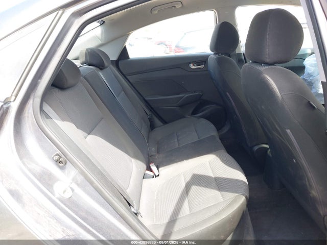 Hyundai 2018 2018 3KPC24A31JE014442 Image 8