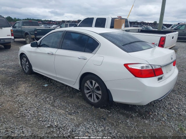 Honda k24w1 2014 1HGCR2F32EA086236 Image 3