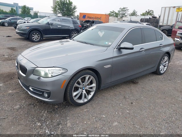 BMW 2015 2015 WBA5B3C50FD542187 Image 2
