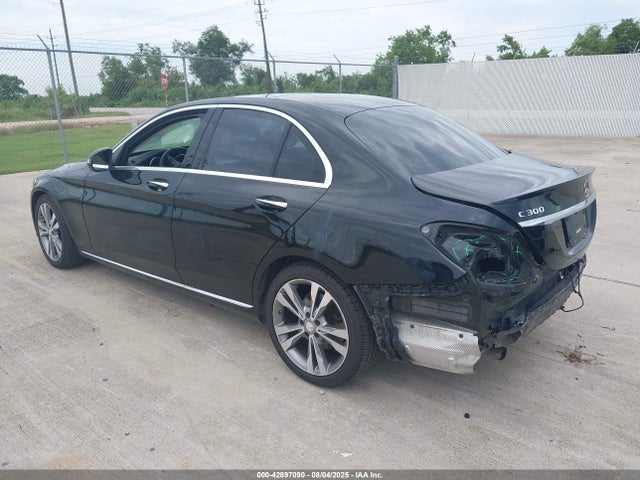 Mercedes-Benz 2017 2017 WDDWF4JB2HR245752 Image 3