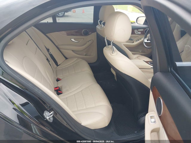 Mercedes-Benz 2017 2017 WDDWF4JB2HR245752 Image 8