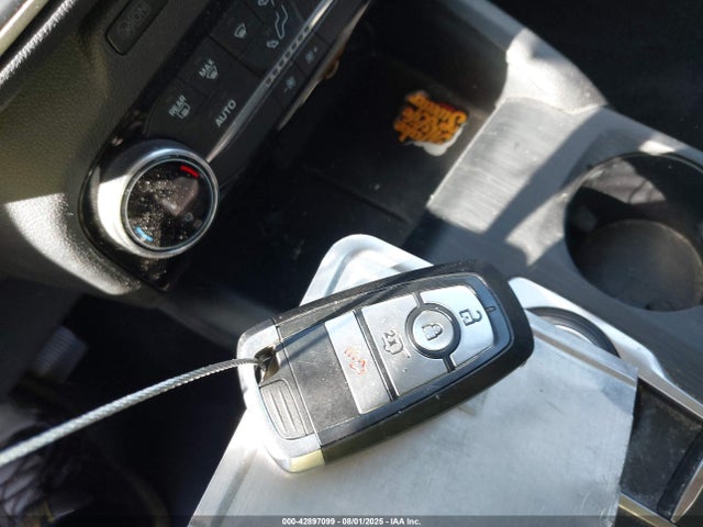 1FMCU0G66NUA11530 Ford dragon di tc