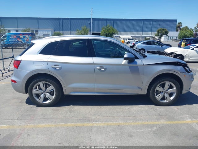 WA1BNAFY1J2201256 Audi Q5