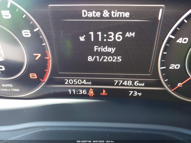 WA1BNAFY1J2201256 Audi Q5