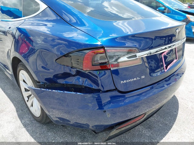 Tesla 2017 2017 5YJSA1E11HF209385 Image 20