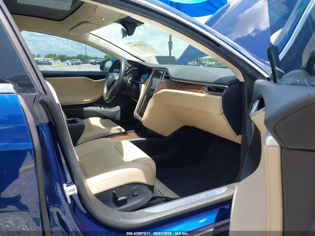 Tesla 2017 2017 5YJSA1E11HF209385 Image 5