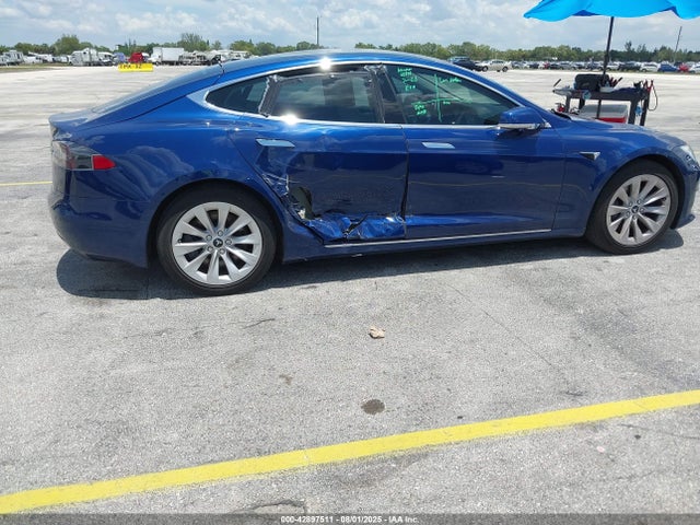 Tesla 2017 2017 5YJSA1E11HF209385 Image 6