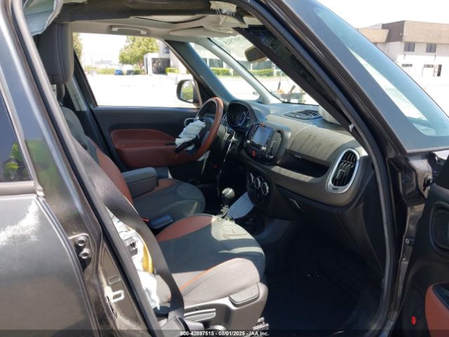 2014 FIAT 500L ZFBCFADH4EZ011185 Photo 4