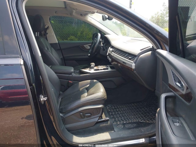 WA1LHAF76HD058273 Audi 2017