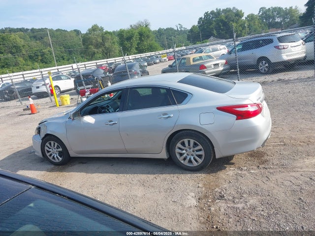 1N4AL3AP3HN338327 Nissan Altima