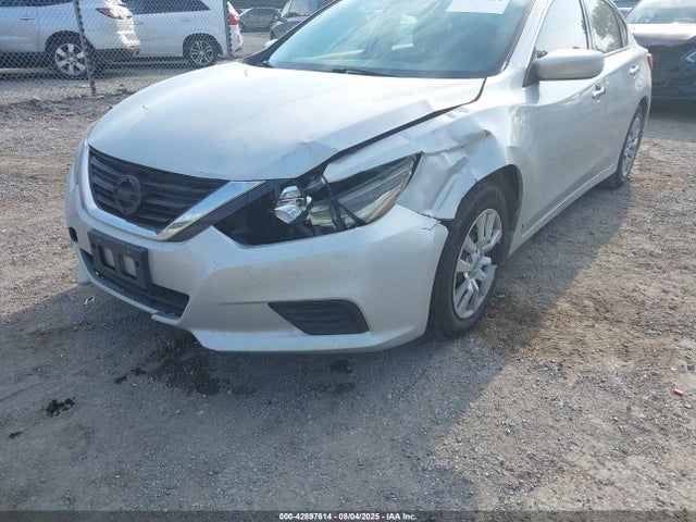 1N4AL3AP3HN338327 Nissan Altima