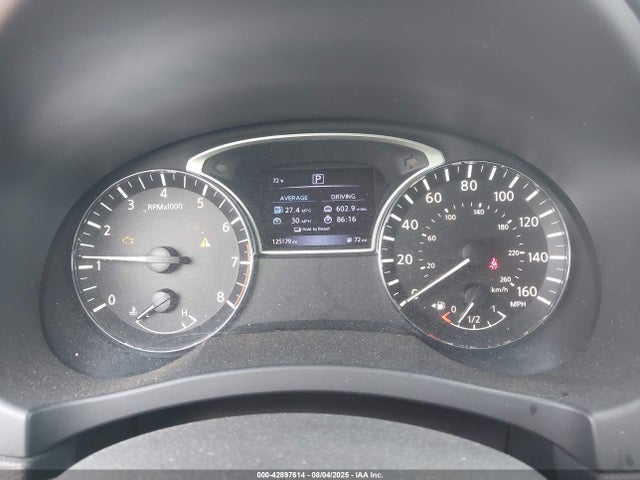 1N4AL3AP3HN338327 Nissan Altima