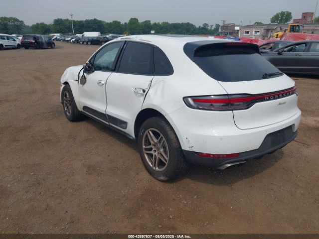 2021 PORSCHE MACAN WP1AA2A55MLB06633 Photo 2