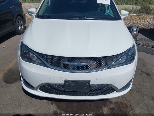 2C4RC1BG1JR277049 Chrysler Pacifica
