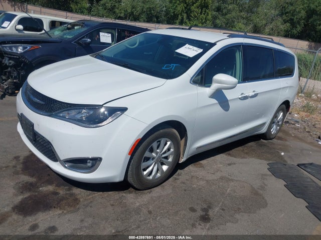 2C4RC1BG1JR277049 Chrysler Pacifica