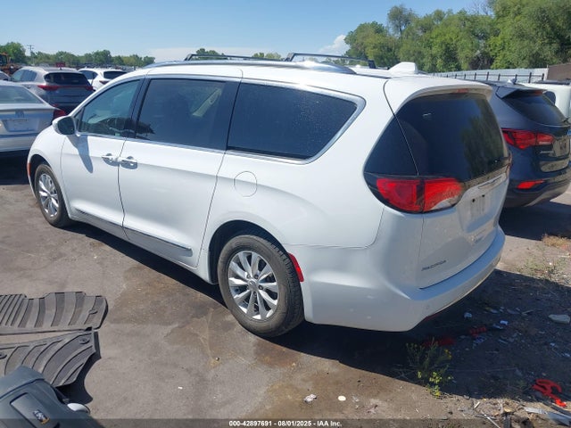 2C4RC1BG1JR277049 Chrysler Pacifica