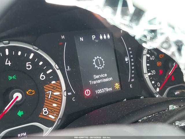 ZACNJBAB5KPJ74736 Jeep Renegade