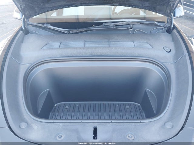 7SAYGDEF2NF493839 Tesla 2022