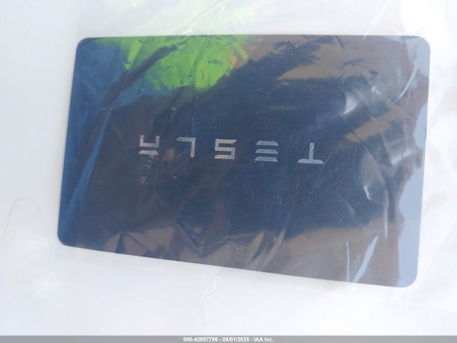 7SAYGDEF2NF493839 Tesla 2022
