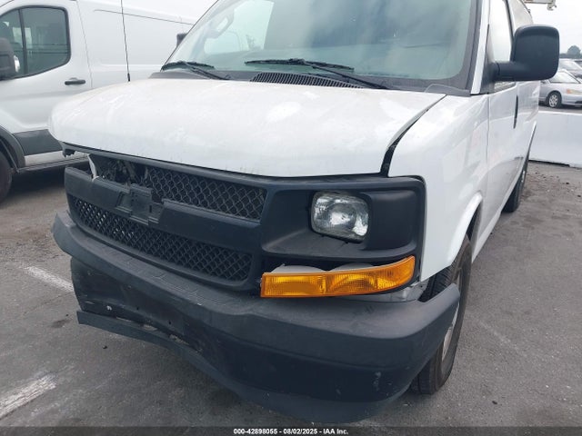 Chevrolet Express 2500 Work Van 2017 1GCWGAFF3H1112868 Image 17
