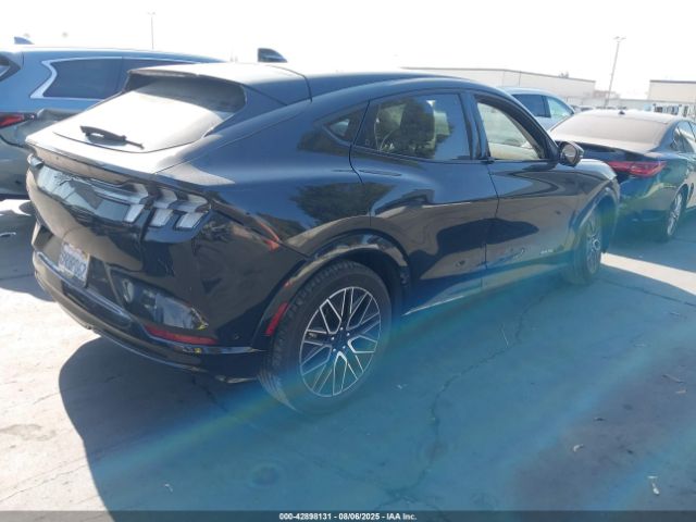 2024 FORD MUSTANG MACH-E 3FMTK3R74RMA32173 Photo 3