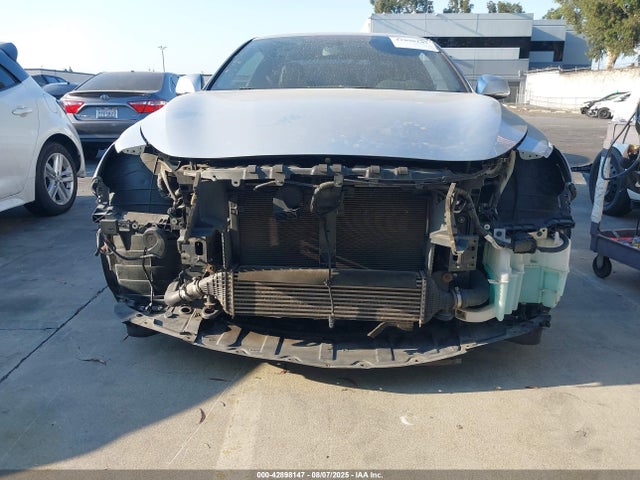 Infiniti Q60 2017 JN1CV7EK6HM110222 Image 6