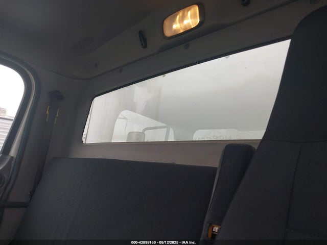 1FVHG3DV0HHHY3282 Freightliner Detroit Dd13