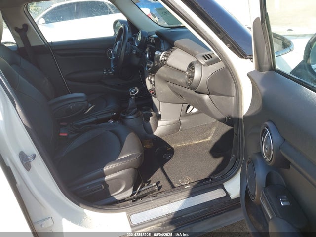 2017 MINI HARDTOP WMWXU1C39H2F78001 Photo 4