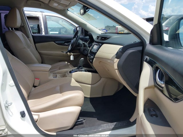 JN8AT2MV9HW018295 Nissan Rogue