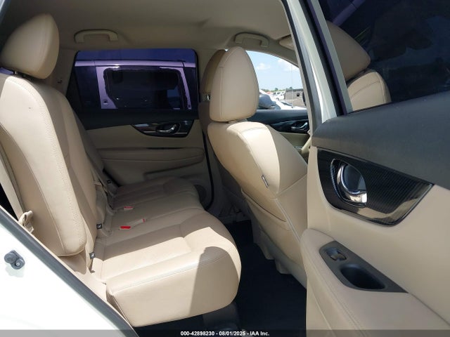 JN8AT2MV9HW018295 Nissan Rogue