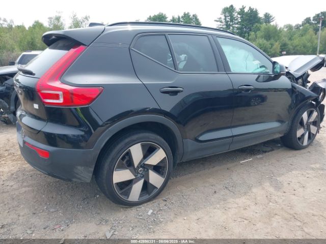 2023 VOLVO XC40 RECHARGE PURE ELECTRIC YV4ED3UM1P2035893 Photo 3