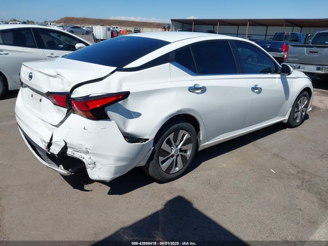 Nissan 2022 2022 1N4BL4BVXNN421997 Image 4