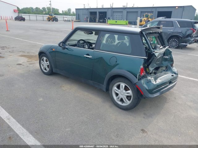 2006 MINI COOPER WMWRC33596TK71425 Photo 2