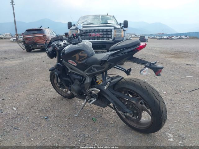 2023 TRIUMPH MOTORCYCLE STREET TRIPLE SMTA554S8PTBC3987 Photo 2
