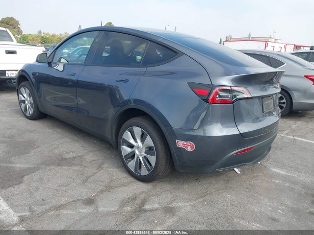 2023 TESLA MODEL Y 7SAYGDEE7PA205076 Photo 2