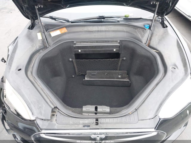 2015 TESLA MODEL S 5YJSA1E18FF118997 Photo 9