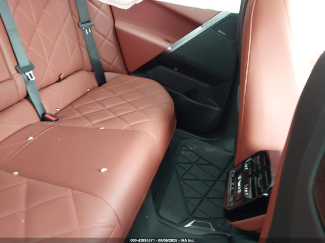 BMW Ix 2025 WB523CF07SCT67998 Image 7