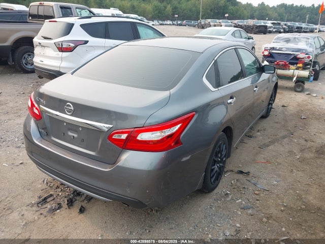 1N4AL3AP7GN366422 Nissan 2016