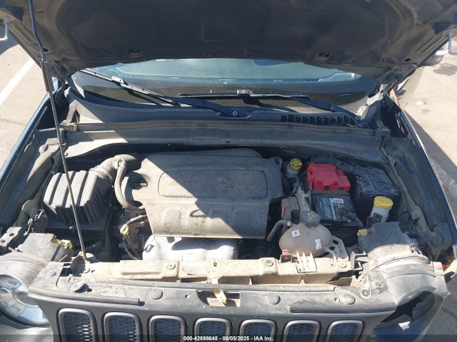 Jeep Renegade 2018 ZACCJBCB4JPH18889 Image 10