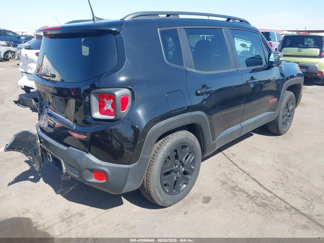 Jeep Renegade 2018 ZACCJBCB4JPH18889 Image 4