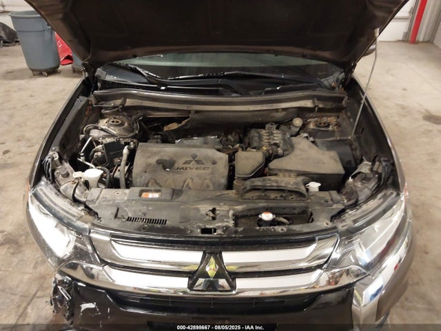 2018 MITSUBISHI OUTLANDER JA4AZ3A30JZ014895 Photo 9