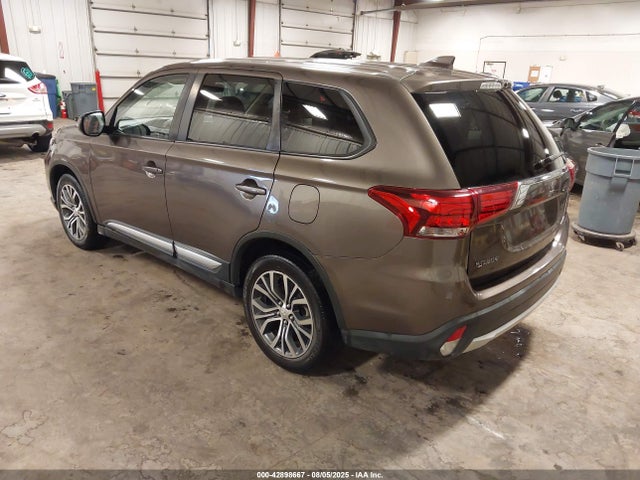 2018 MITSUBISHI OUTLANDER JA4AZ3A30JZ014895 Photo 2