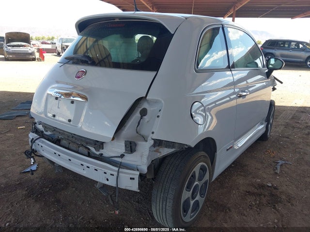 Fiat 2017 2017 3C3CFFGE1HT515320 Image 4