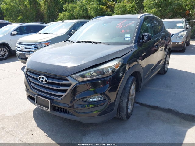 Hyundai Tucson 2016 KM8J33A47GU075002 Image 2