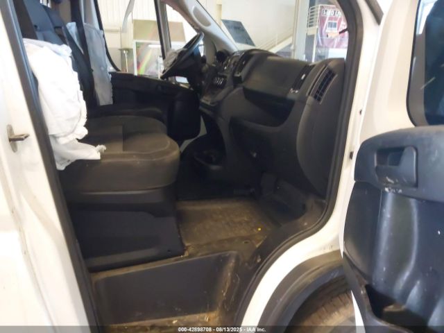 2018 RAM PROMASTER 2500 3C6TRVDG9JE129166 Photo 4